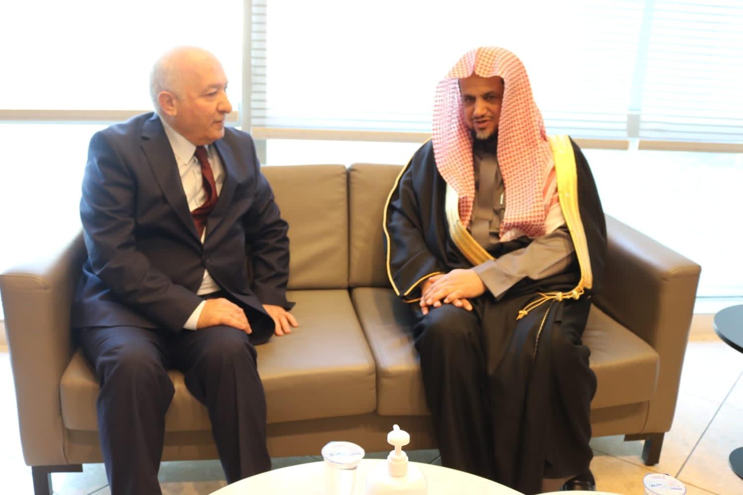 *النائب العام يصل إلى المملكة الأردنية للمشاركة في المؤتمر الأول للعدالة التصالحية*
